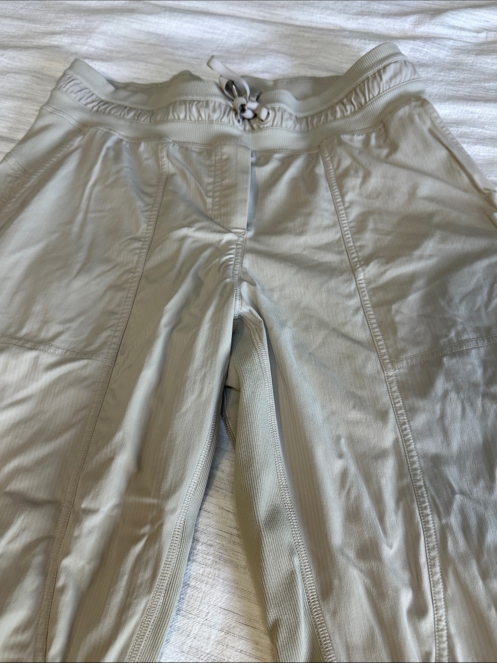 Lululemon Dance Studio Cropped Pants - Picture 3 of 10